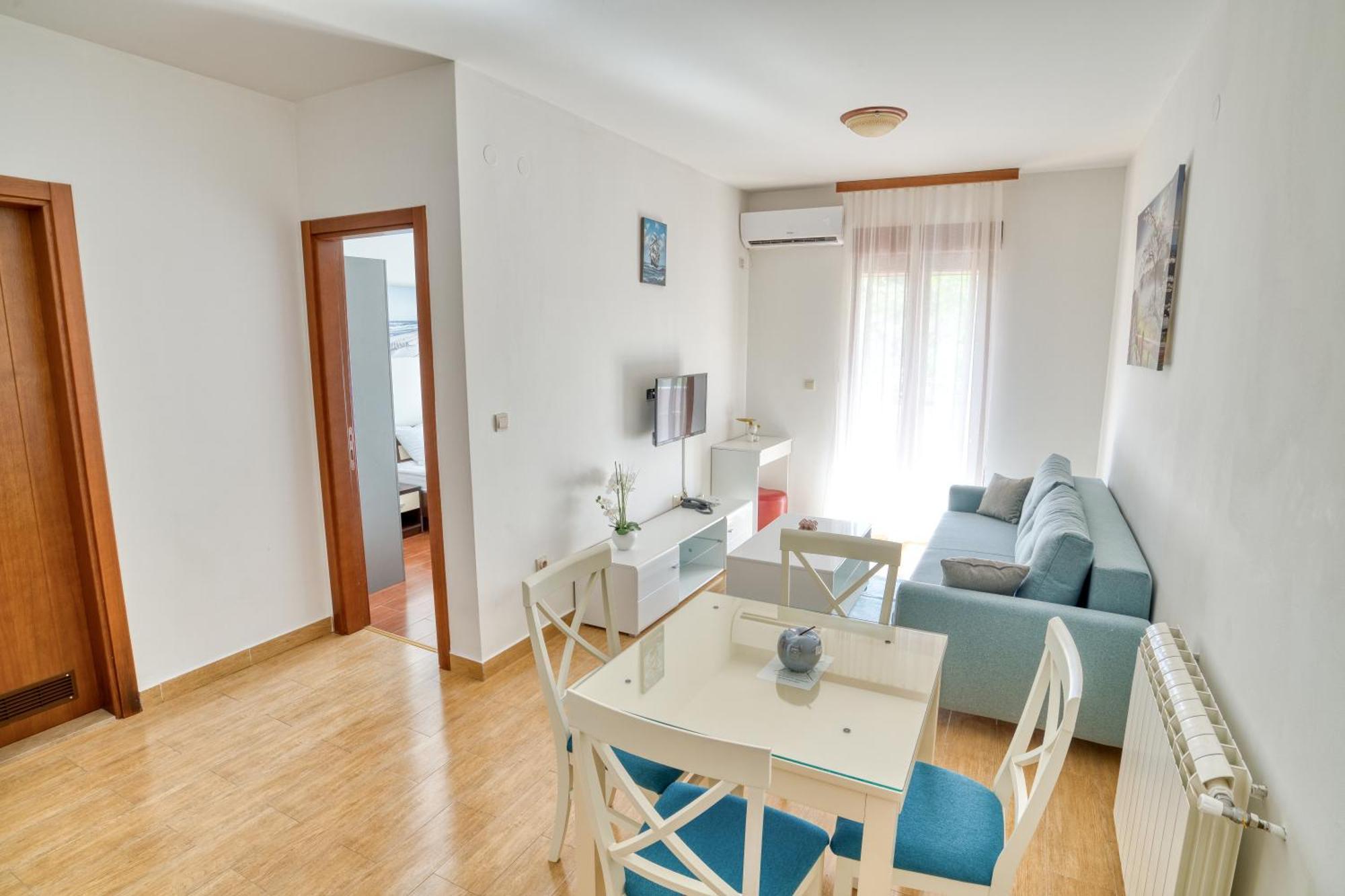 הרצג-נובי Garni Hotel Milica מראה חיצוני תמונה
