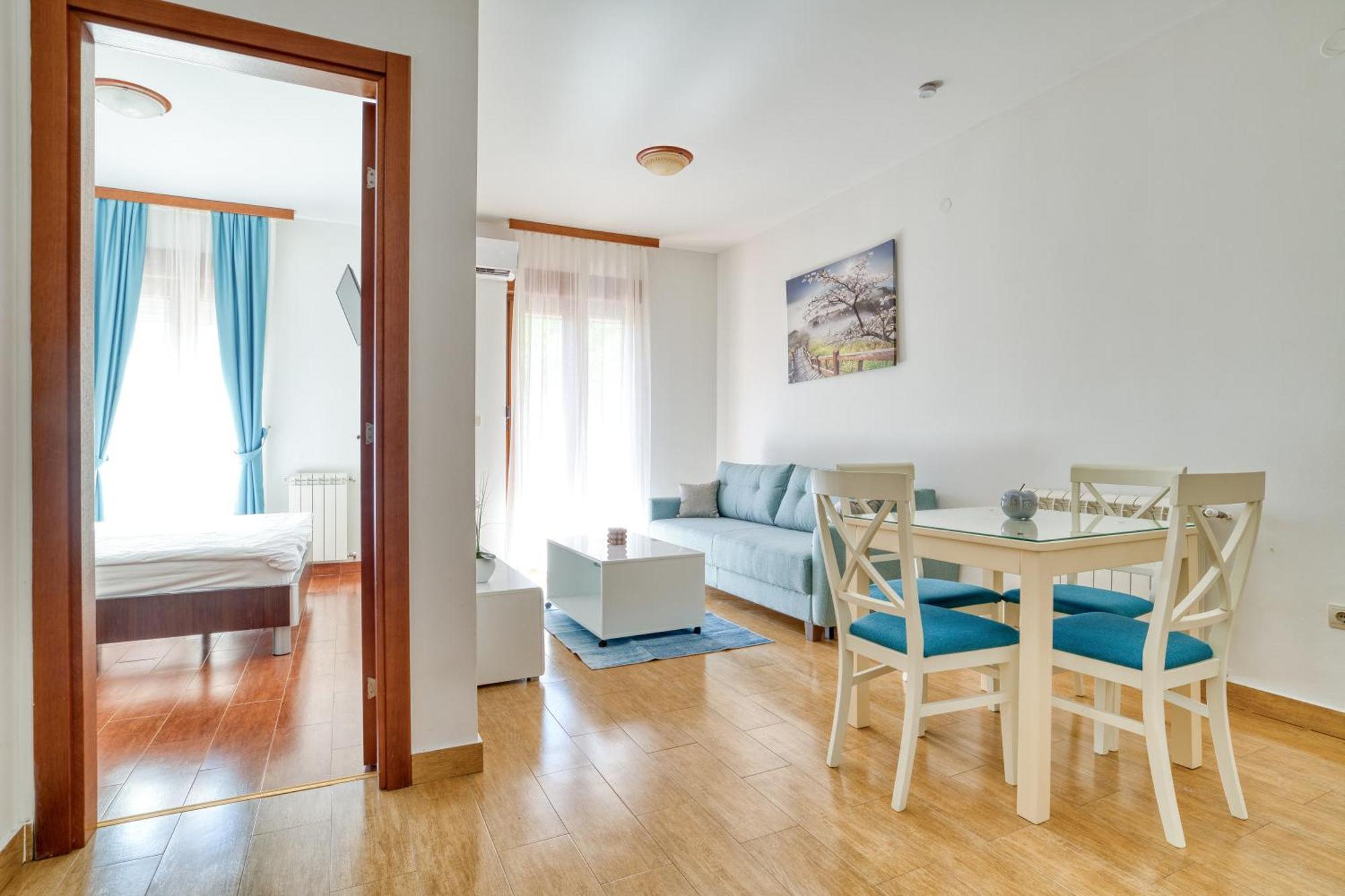 הרצג-נובי Garni Hotel Milica מראה חיצוני תמונה