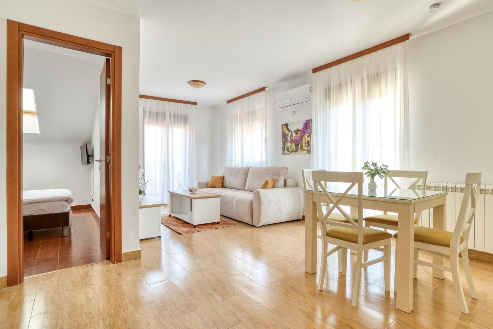 הרצג-נובי Garni Hotel Milica מראה חיצוני תמונה